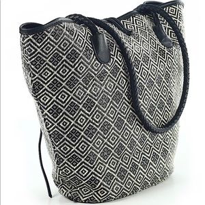 Neiman Marcus Bags - Neiman Marcus tote Neiman Marcus Bags - Neiman Marcus tote